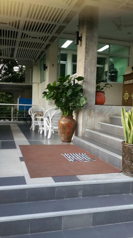 Pearl@Hua Hin Hotel Exterior photo